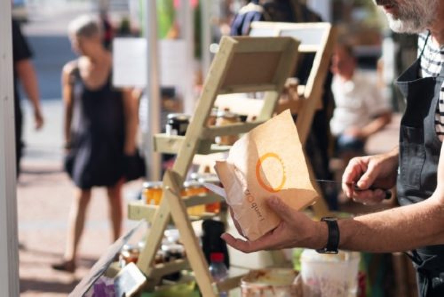 Marché nocturne de produits du terroir et artisanat